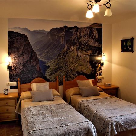 Casa Ortiz Apartment Nerin Luaran gambar