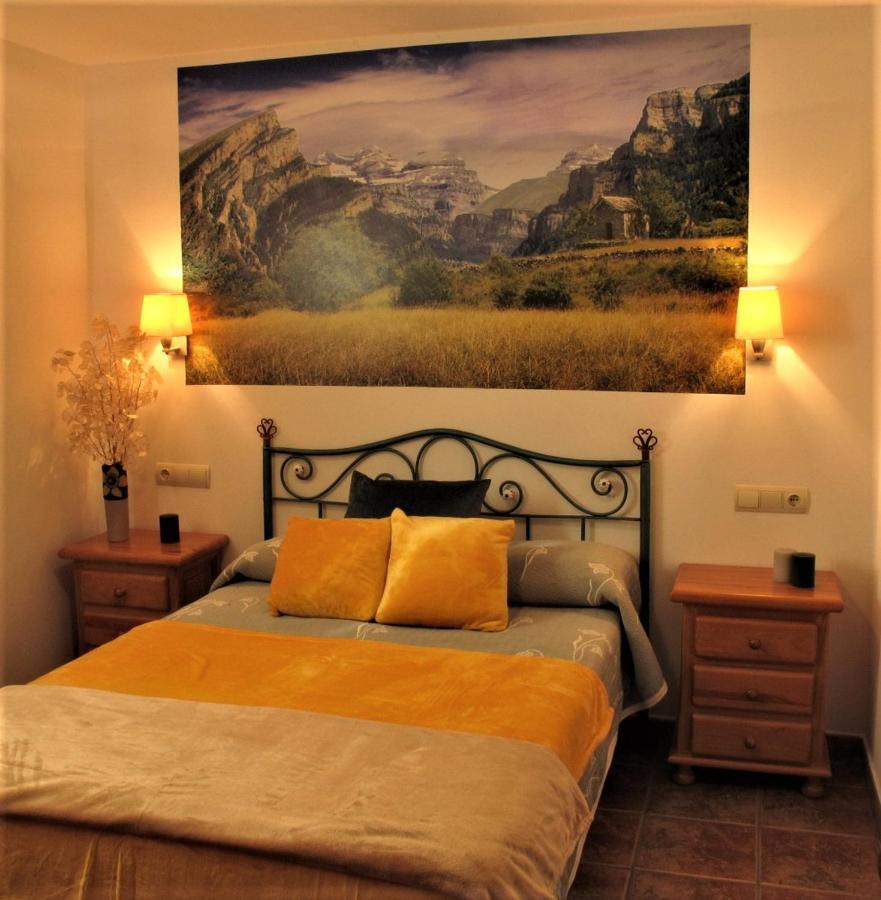 Casa Ortiz Apartment Nerin Luaran gambar